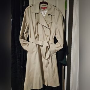 Anne Klein AK size 12 trench coat. Double breasted.